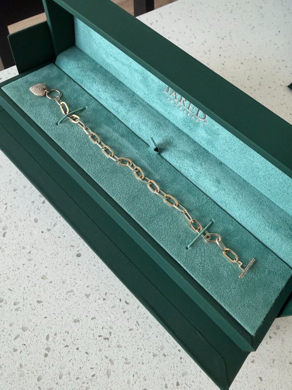Authentic Shy Creation 14K Yellow Gold Diamond Heart Toggle Bracelet | Like New
